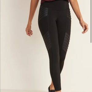 old navy 7/8 high waist moro leggings black s petite yoga pants